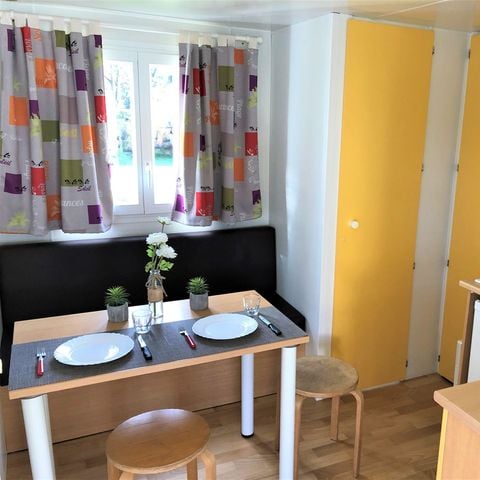 Stacaravan 4 personen - TRIGANO SYMPA 18 (2 volwassenen + 2 jonge kinderen)