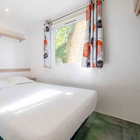 BUNGALOW 6 personnes - Mobil-home | Comfort | 3 Ch. | 6 Pers. | Terrasse surélevée | Clim.