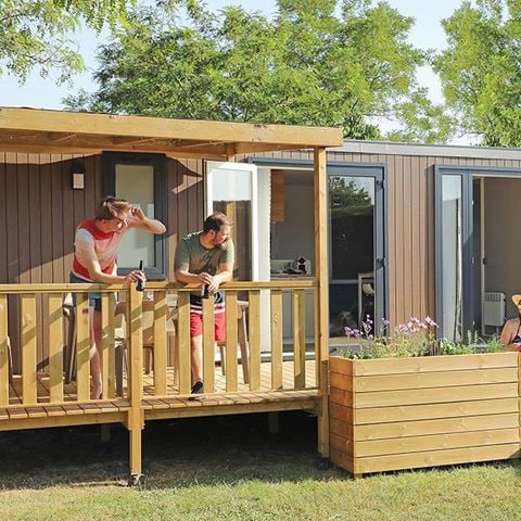 MOBILHOME 6 personnes - Premium Suites 3 chambres, 2 salles de bain
