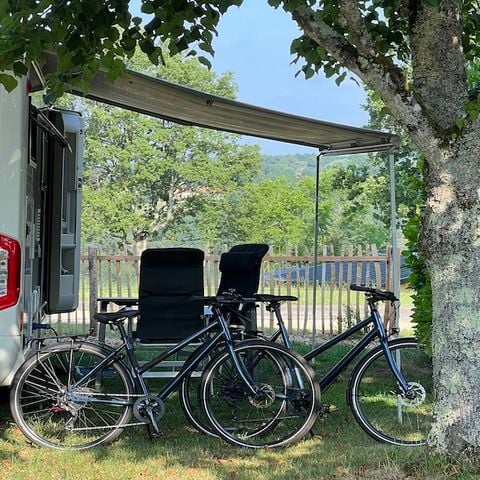 Stellplatz - PREMIUM Insel-Campingplatz (mit elec.)