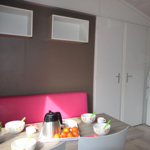 Stacaravan 4 personen - Comfort stacaravan 25m² 2 kamers + TV 4 pers