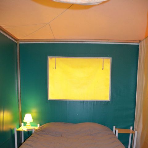 Bungalow de lona 4 personas - Toilées Tiendas estándar 25m² - 2 habitaciones - Sin sanitarios