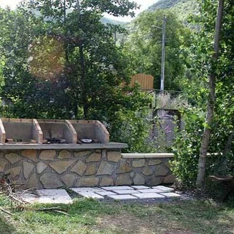 EMPLACEMENT - Voiture + tente/caravane ou camping-car