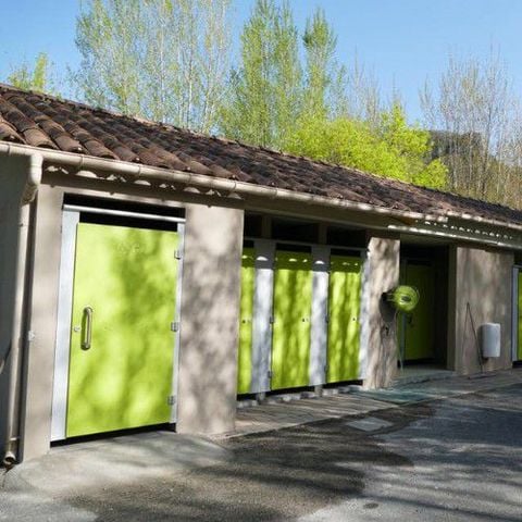 Pitch - Car + tent/caravan or motor home