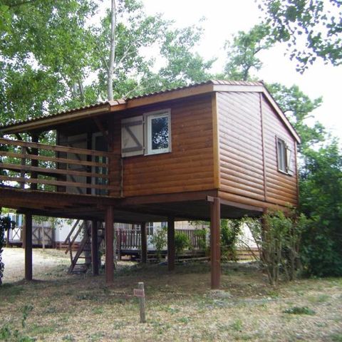 CHALET 4 personas - sobre pilotes a 2m de altura 2/4 plazas 30m².
