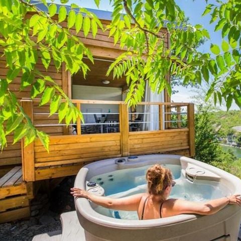 CHALET 5 people - Premium Les Suites des Gorges 2bed - CLIM + TV + LV + SPA + (SH)