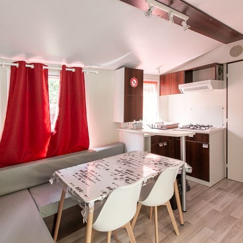 Stacaravan 4 personen - Confort Plus 28m² / 2 slaapkamers / airconditioning