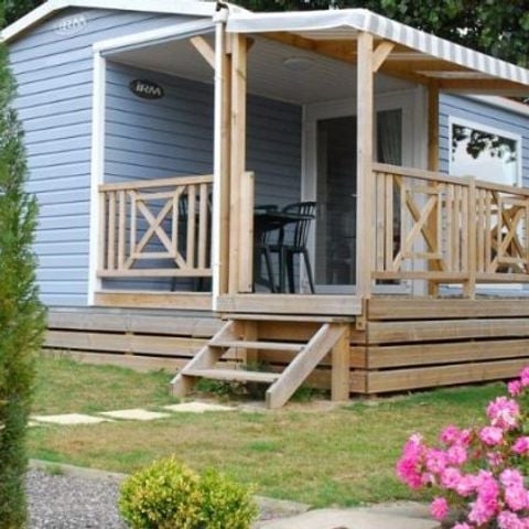 Mobilheim 4 Personen - Comfort 25m² (2 Zimmer) + TV + Integrierte Terrasse - Anreise Sonntag