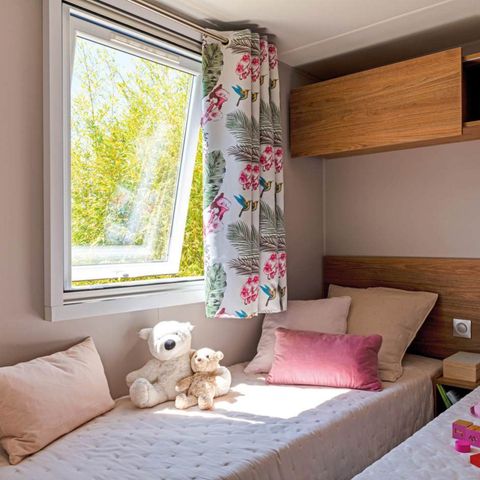 MOBILHOME 6 personas - Premium 32m² (3 habitaciones) + Terraza cubierta + TV + Aire acondicionado