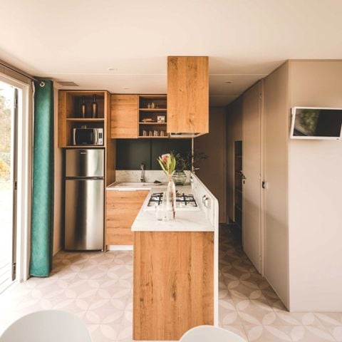 BUNGALOW 6 personnes - NEW // Mobil-home Premium 40m² (3 chambres) + Terrasse couverte + TV + Climatisation + 2SDB