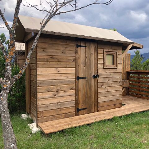 PLOT - Premium package - pitch with individual sanitary facilities (maximum 1 vehicle per pitch)