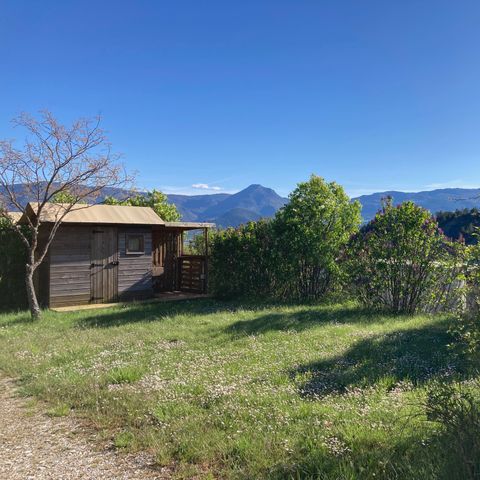 STAANPLAATS - Grand Premium pakket - staanplaats met individueel sanitair (1 voertuig per staanplaats)