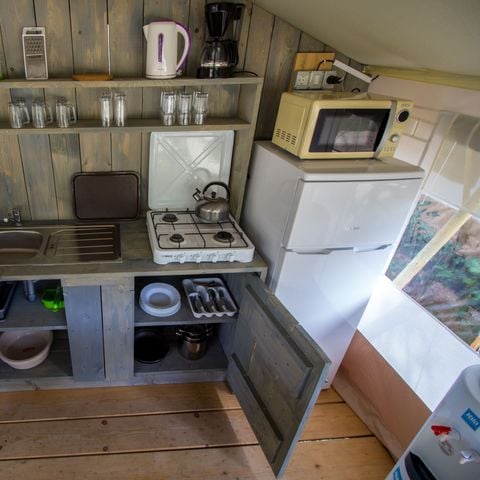 TIENDA DE LONA Y MADERA 5 personas - Polari - Tienda safari + instalaciones sanitarias + aire acondicionado (5P)