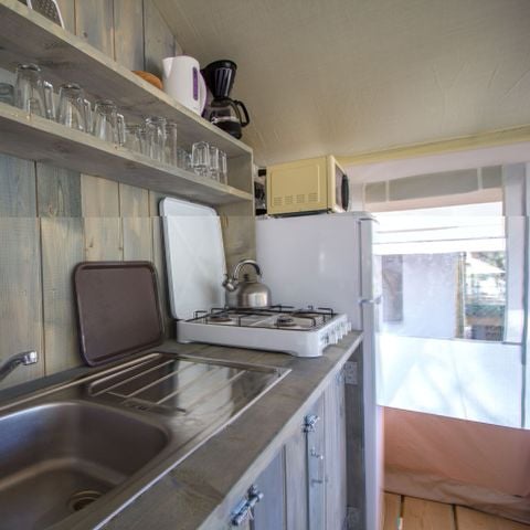 TENTE TOILE ET BOIS 5 personnes - Polari - Tente Safari + sanitaires + climatisation (5P)