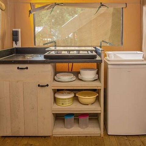 Tent 5 personen - 2 slaapkamers | 4-5 slaapplaatsen | Geen badkamer | Airconditioning
