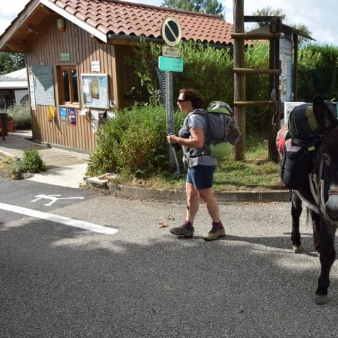 PARCELA - Senderista, ciclista o motorista