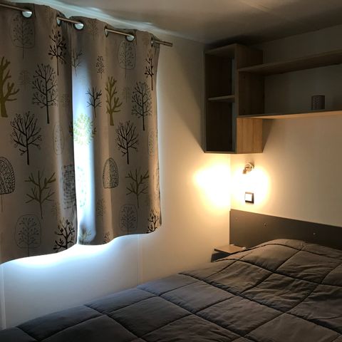 Stacaravan 6 personen - 3 slaapkamers 6 personen TV Airconditioning