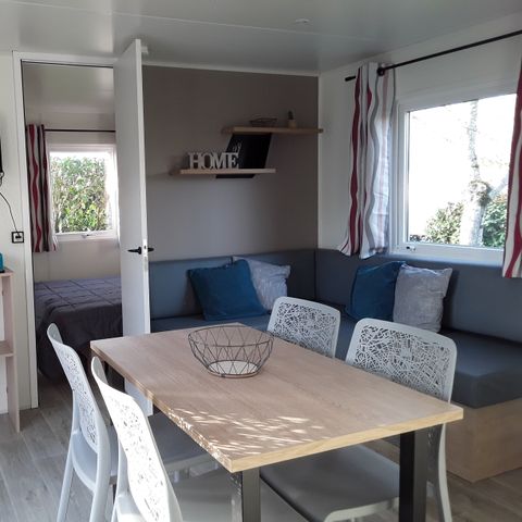 Stacaravan 6 personen - 3 slaapkamers 6 personen TV Airconditioning