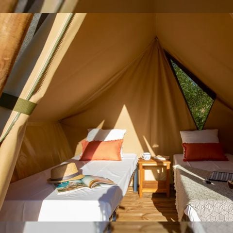 Zelt 2 personen - Insolite Confort 1 Zimmer (ohne Küche - ohne Sanitäranlagen)