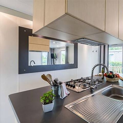 MOBILHOME 8 personas - Premium Exclusive | 3 Dormitorios | 6/8 Pers | Terraza elevada | 2 baños | Aire acondicionado | TV