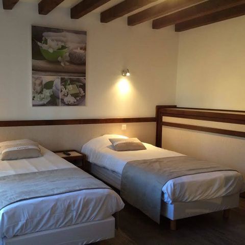 APARTMENT 6 people - Flat | 2 Bedrooms | 4/6 People | Uncovered elevated terrace | 2 bathrooms | TV