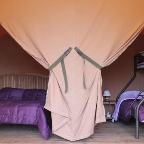 Canvas and wooden tent 5 persons - VICTORIA LODGE - without sanitary facilities 20 sqm