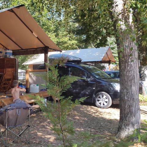 Canvas and wooden tent 5 persons - VICTORIA LODGE - without sanitary facilities 20 sqm