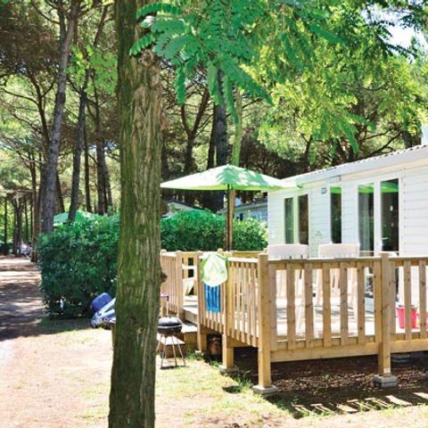 BUNGALOW 6 personnes - Comfort XL | 2 Ch. | 4/6 Pers. | Terrasse surélévée non couverte