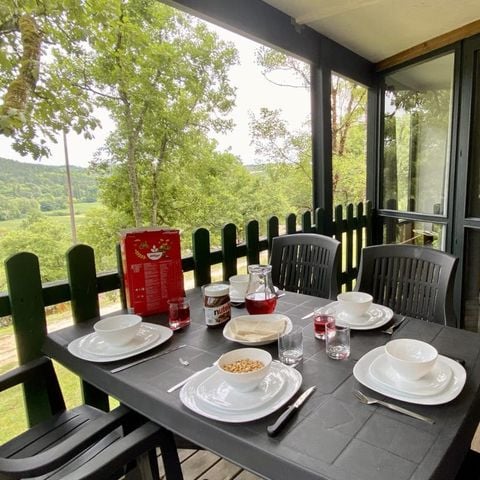 Chalet 5 persons - wooden - 2 bedrooms + terrace