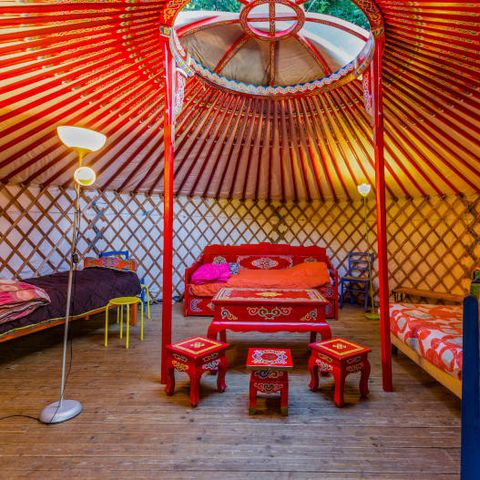 UNUSUAL ACCOMMODATION 2 people - yurt