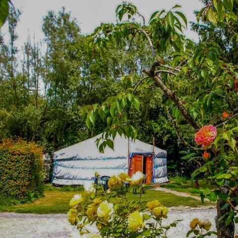 UNUSUAL ACCOMMODATION 2 people - Yurt