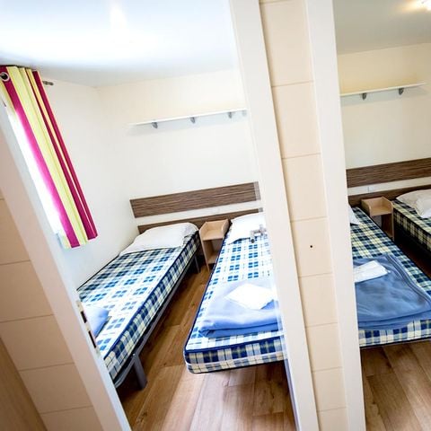 Mobile home 8 persons - 6/8 people
