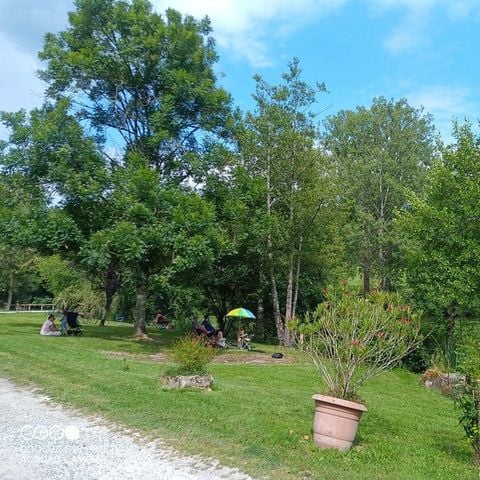 Camping pêche les Etangs de Plessac  - Camping Dordogne - Image N°6