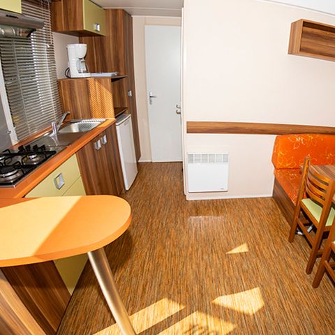 MOBILE HOME 6 people - AUBRAC for 4/6 persons (2 bedrooms)