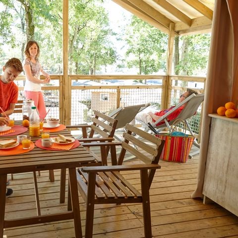 TENT 5 people - Cabane sur pilotis 5 people