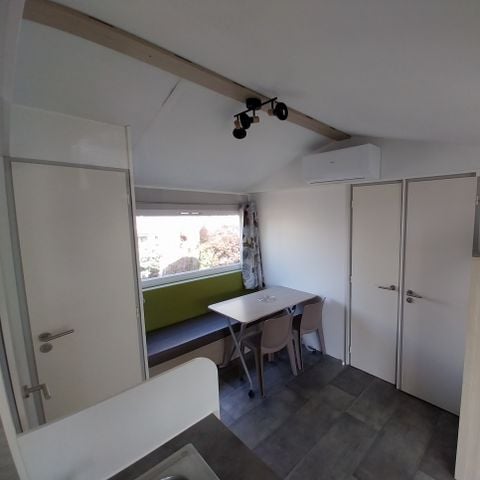 MOBILE HOME 4 people - Privilege range - 2 bedrooms - 4 pers
