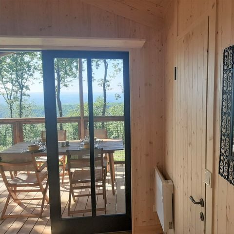 CHALET 7 personnes - 2 CABANES RELIEES PAR UNE PASSERELLE