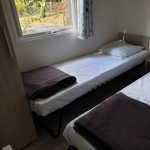 Stacaravan 6 personen - C- Baltische stacaravan met 3 slaapkamers en 2 badkamers - airconditioning