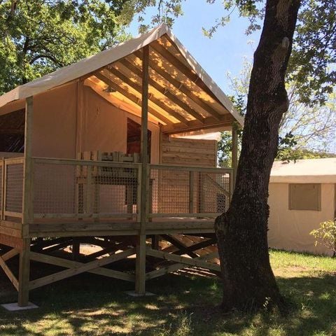 CANVAS AND WOOD TENT 5 people - C- Stilt lodge - 2 rooms 24m² with covered terrace