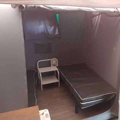 Bungalowzelt 4 personen - 20 m2 ohne Sanitäranlagen