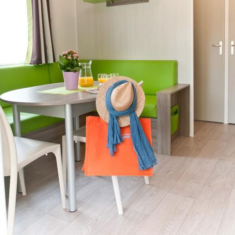 Mobilheim 4 Personen - ECO Mobilheim 2 Schlafz. LUDISIA (ab 10 Jahren) 24 m² + halbüberdachte Terrasse 4 Pers.