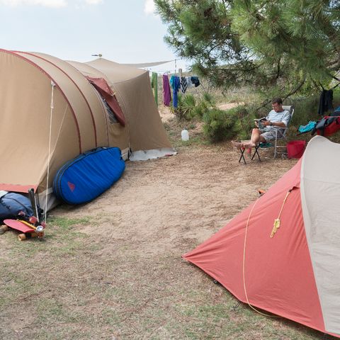 PARCELA - Paquete confort: Parcela + Vehículo + Electricidad
