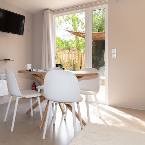 Mobilheim 4 Personen - PREMIUM Mobilheim 2 Schlafz. GALET (2023) 31m² + Halbüberdachte Terrasse 4 Pers.