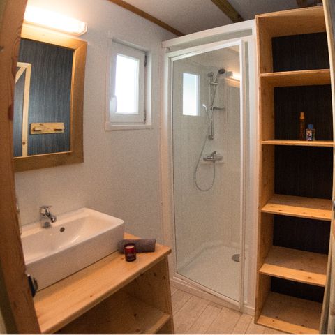 Mobilhome 3 personas - CONFORT GLORIA (2014) 24² + Terraza semicubierta
