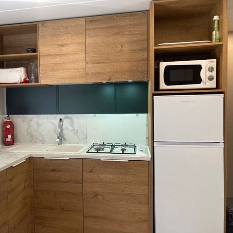 Stacaravan 6 personen - 052 - 3 slaapkamers