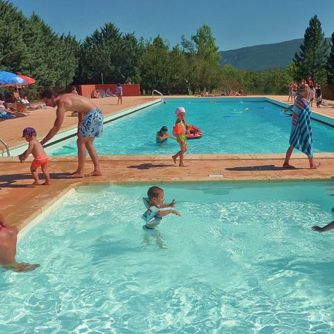 Camping Les Cigales - Camping Hautes-Alpes