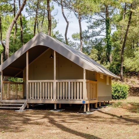 Canvas and wooden tent 4 persons - Tente Lodge Confort (2 bedrooms - No sanitary facilities) 4 pers.