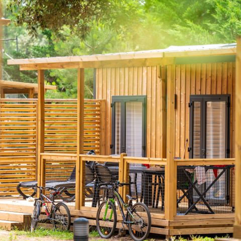 Mobile home 4 persons - Homeflower Premium 29m² (2bed) + semi-covered terrace + TV + LV + Plancha + Air conditioning + Linen included