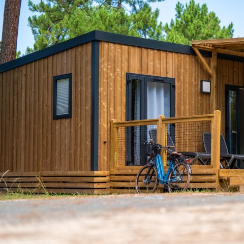 Mobile home 6 persons - Homeflower Premium 35m² (3bed) + semi-covered terrace + TV + LV + Plancha + Air conditioning + Linen included