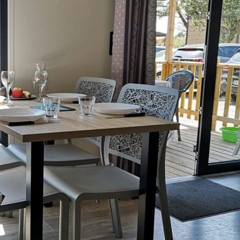 MOBILHOME 4 personnes - TIMOE LODGE